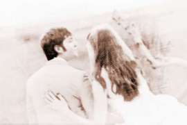 男人出轨又想挽回女人：真诚悔改是唯一出路